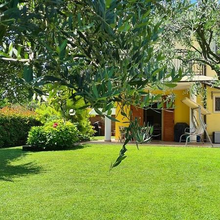 Appartamento Il Melograno Peschiera del Garda Luaran gambar