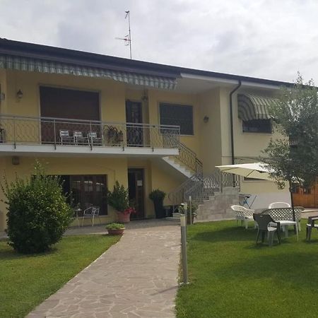Appartamento Il Melograno Peschiera del Garda Luaran gambar